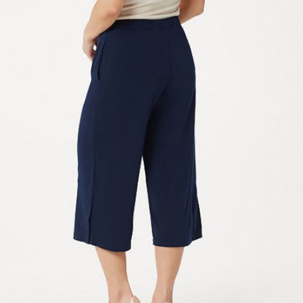 Liquid Knit Pull-On Wide Leg Crop Pants 631 - Picture 2 of 2